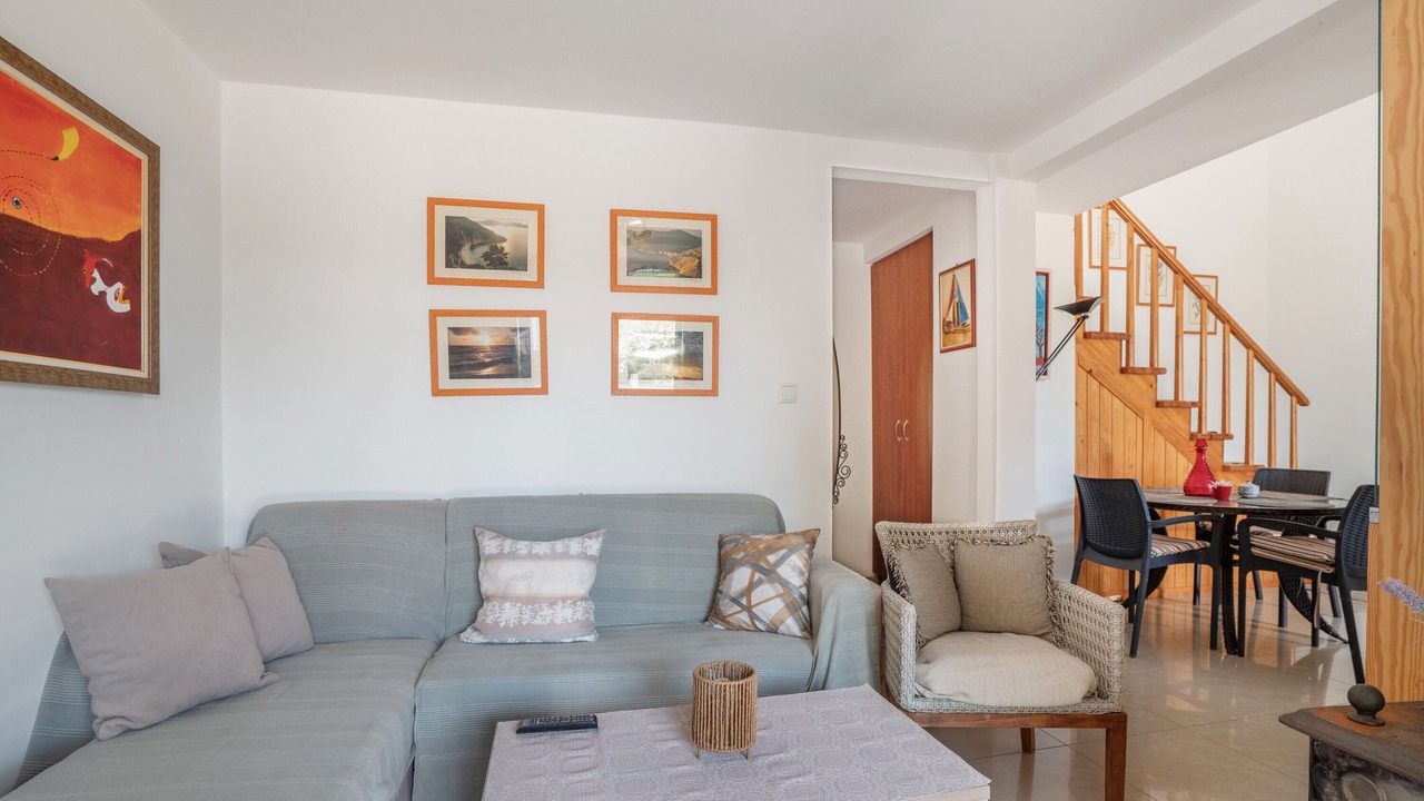 Photo of Livingroom in Mazarakata