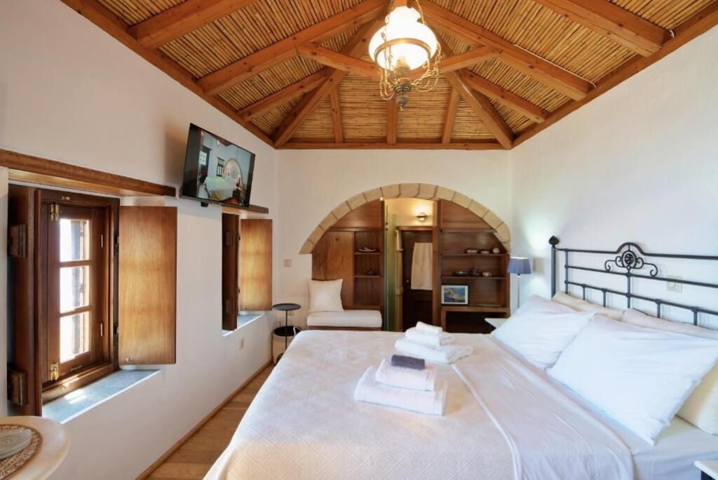 Photo of Bedroom in Monemvasia