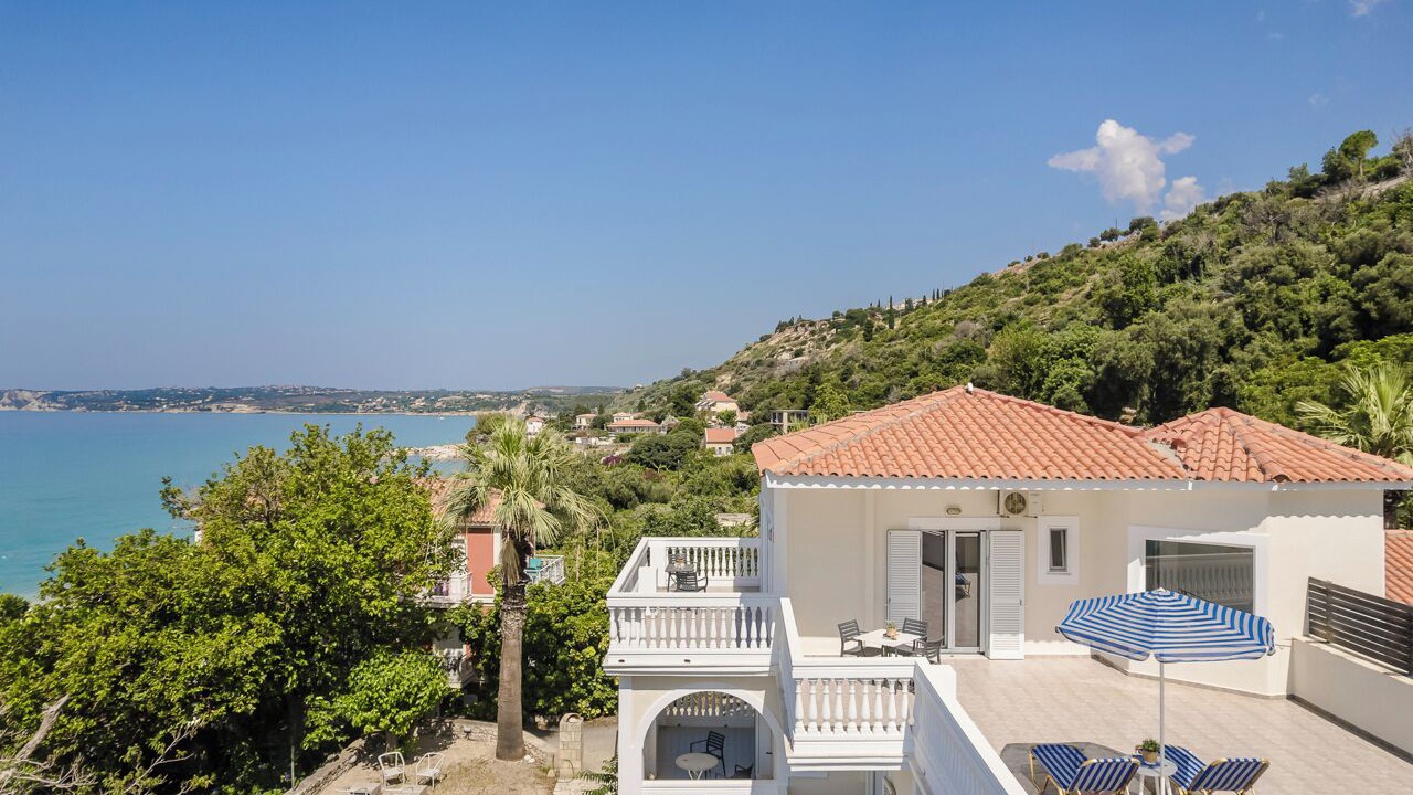 Photo of Patio Balcony in Lourdata