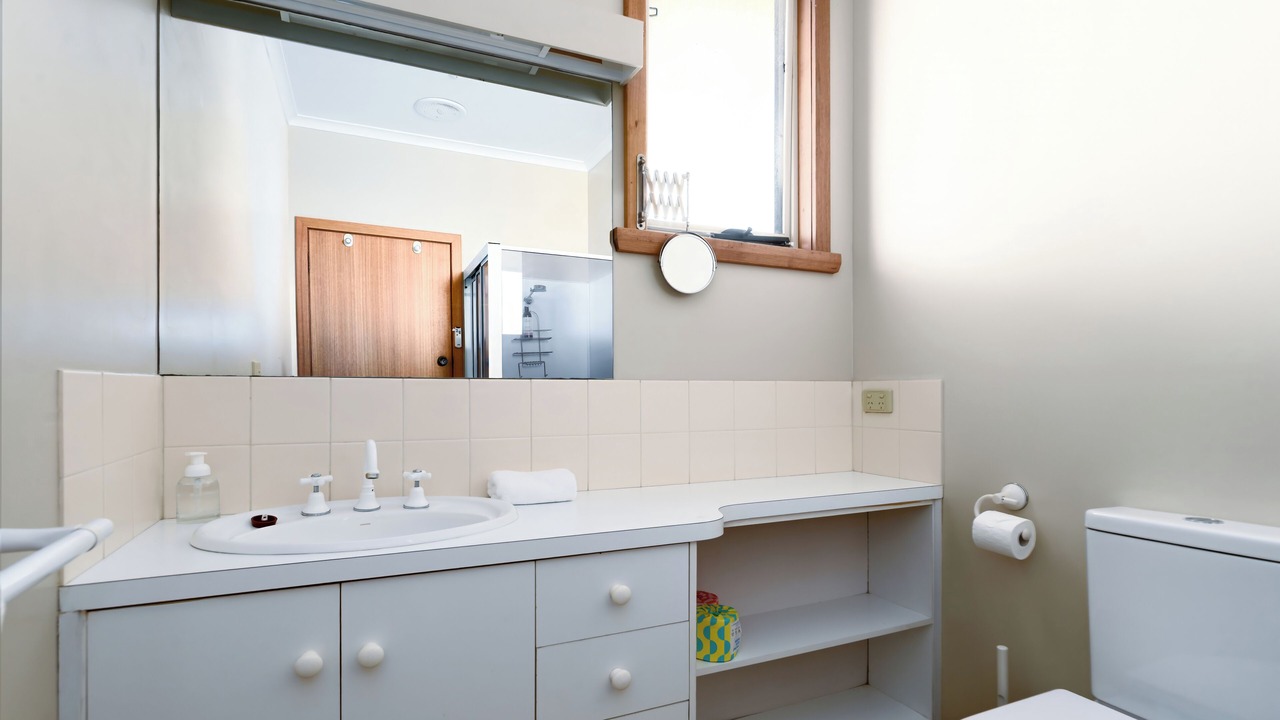 Photo of Bathroom in Low Head