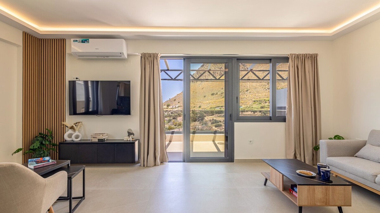 Photo of Livingroom in Gouvai