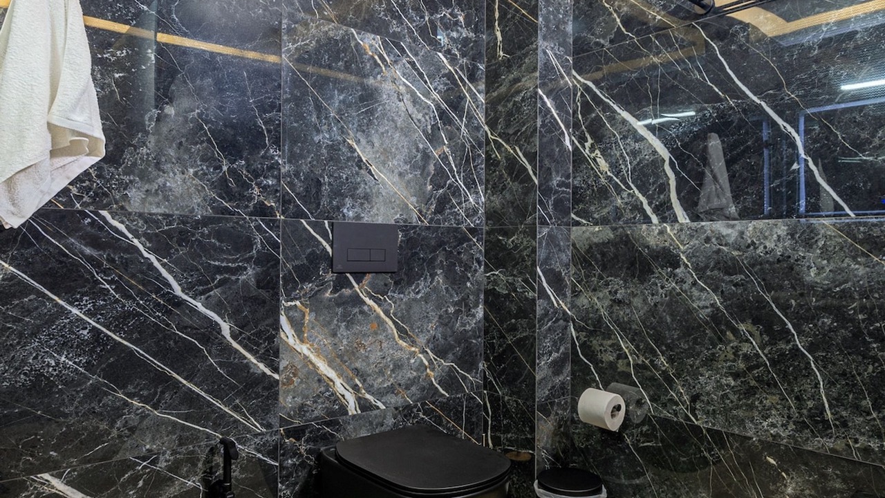 Photo of Bathroom in Gouvai
