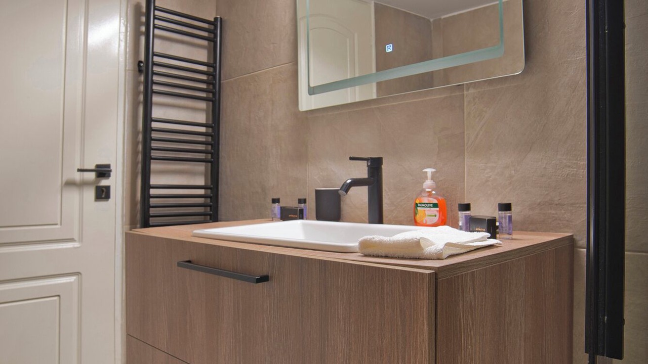 Photo of Bathroom in Peiraiki