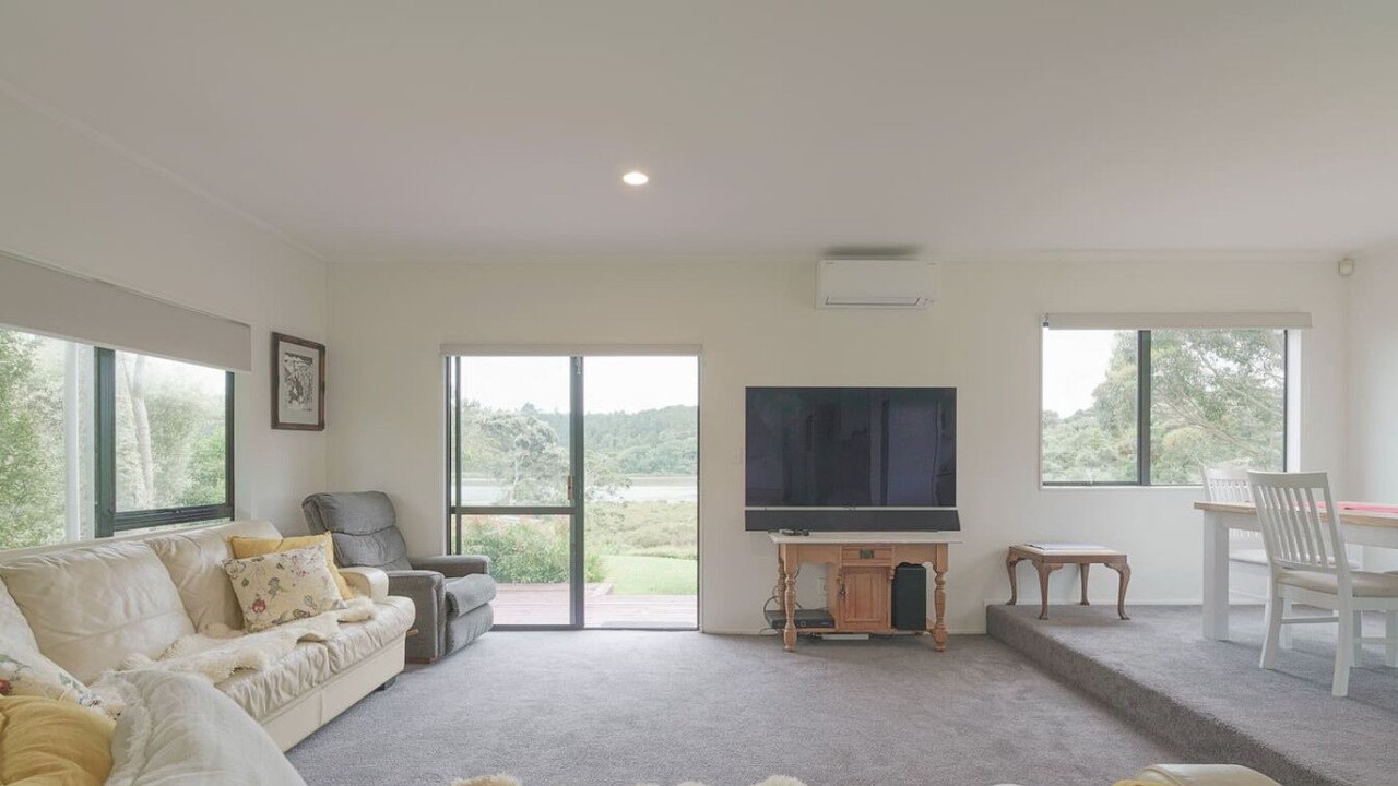 Photo of Livingroom in Beach Haven