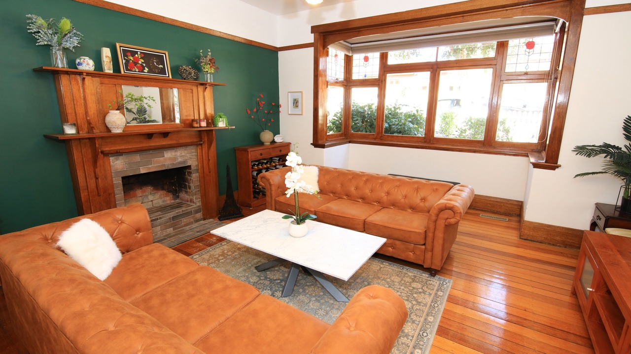 Photo of Livingroom in New Town