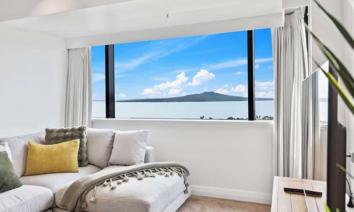 Photo of Livingroom in Takapuna