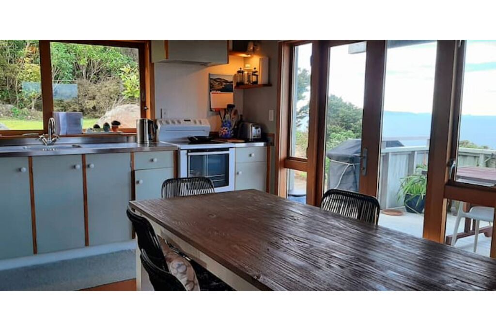 Photo of Kitchen in Tuateawa