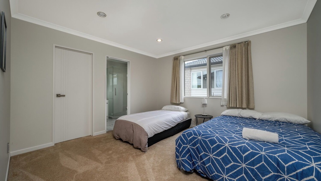 Photo of Bedroom in Flat Bush