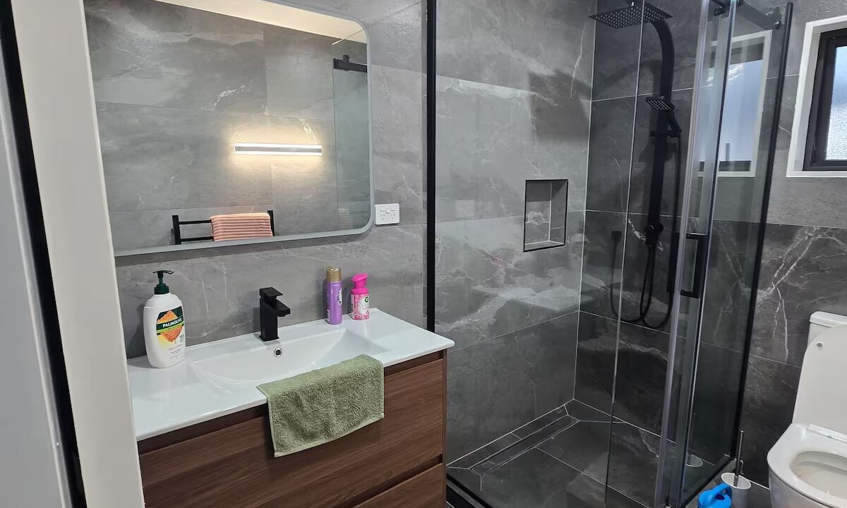 Photo of Bathroom in Mangere