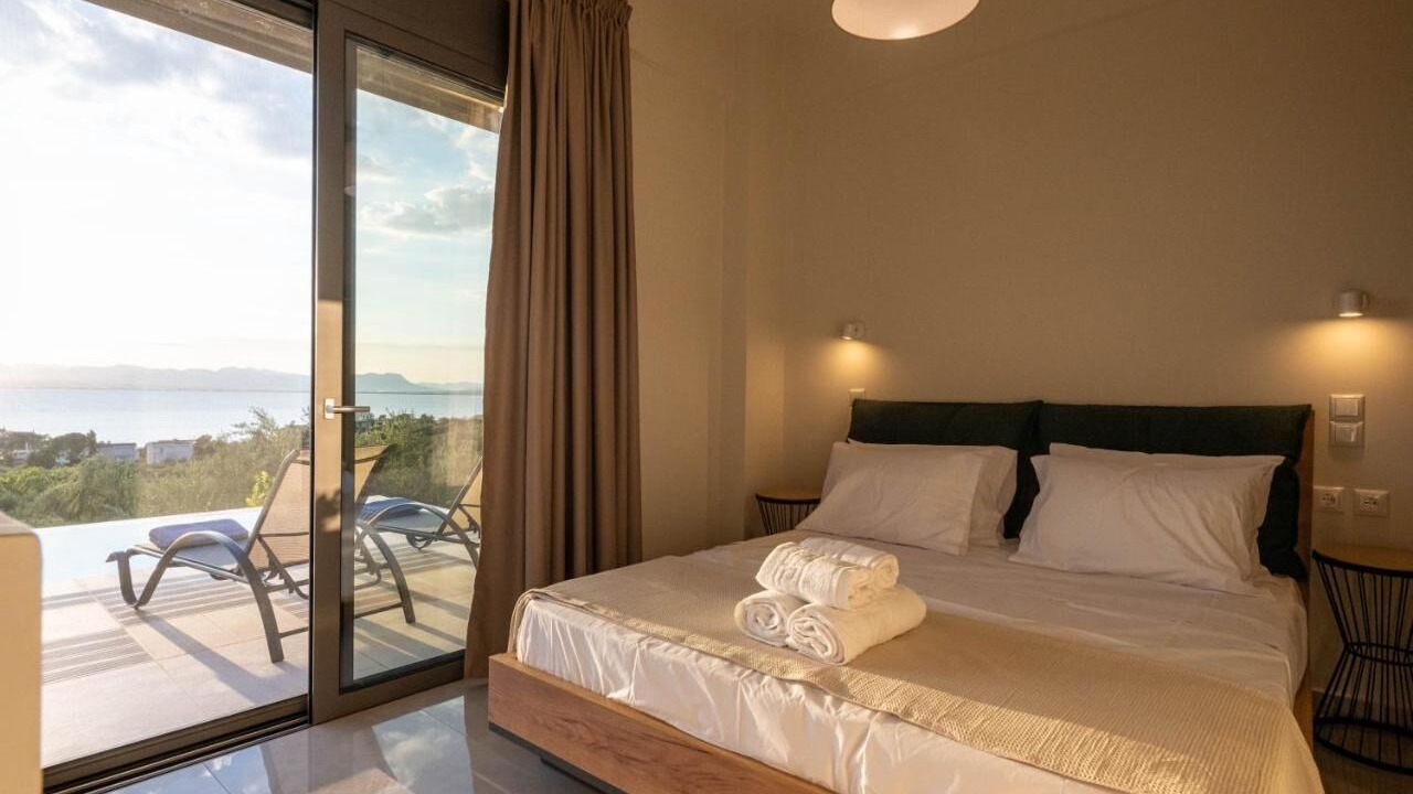 Photo of Bedroom in Akrogialion