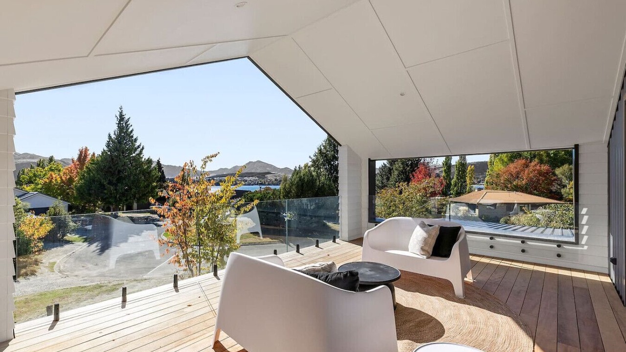 Photo of Patio Balcony in Wanaka