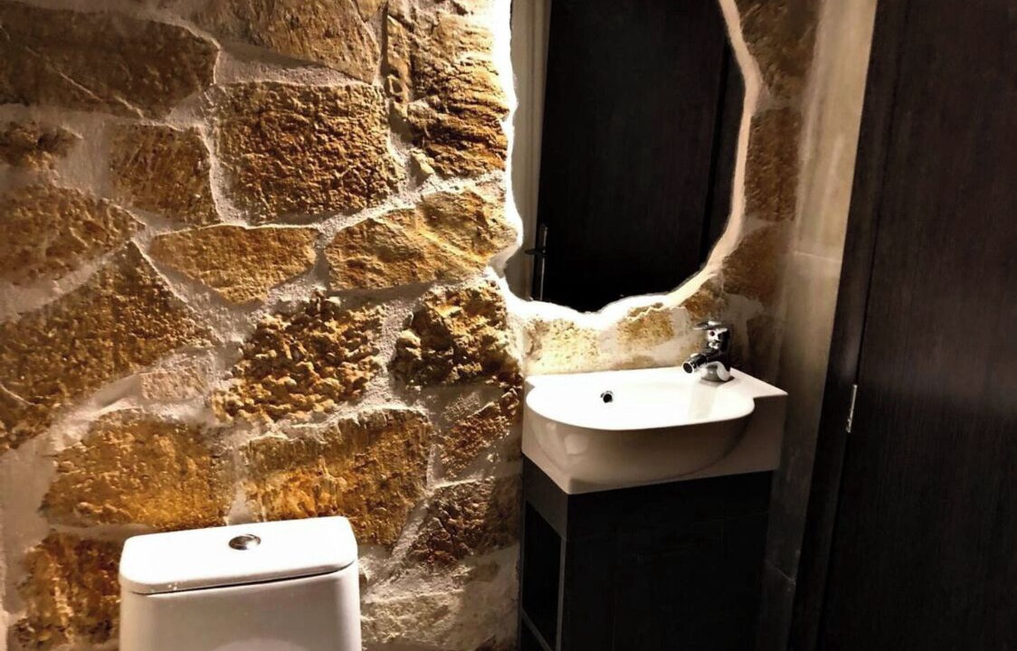 Photo of Bathroom in Kypseli