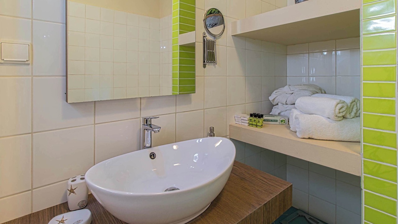 Photo of Bathroom in Marathokefala