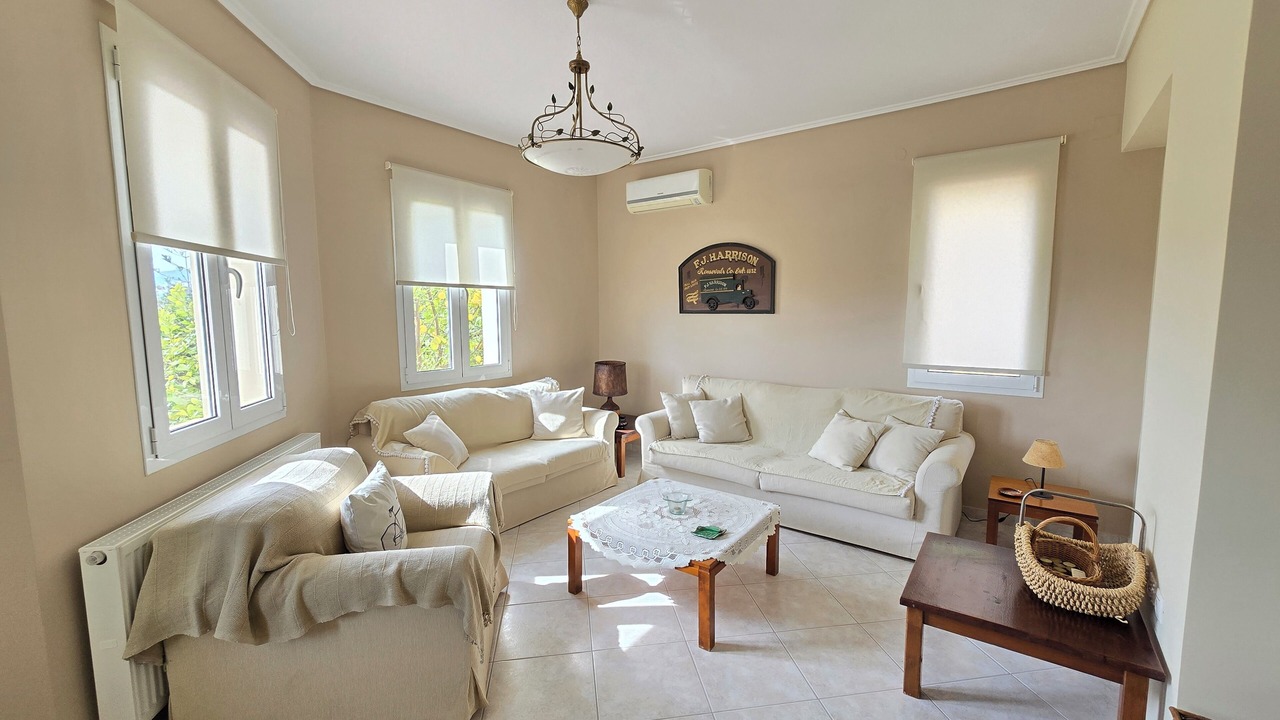 Photo of Livingroom in Chios