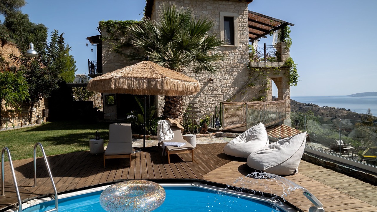 Photo of Outdoor in Rodhia