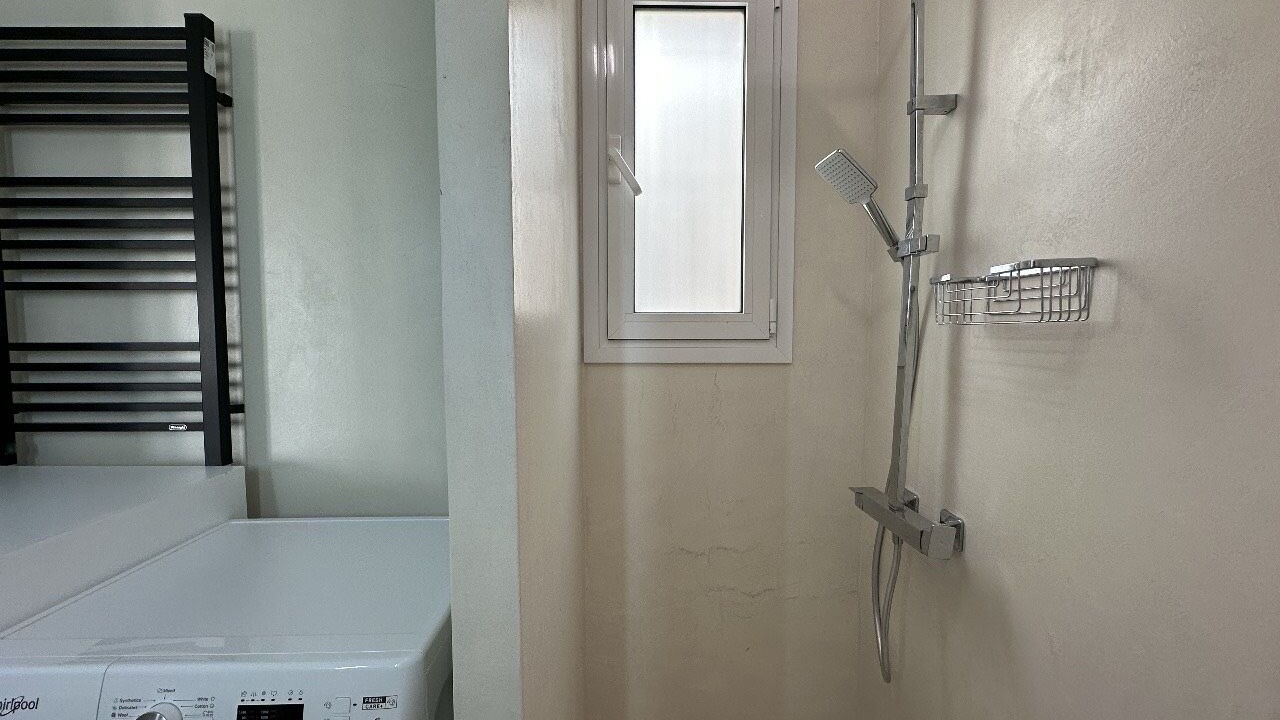 Photo of Bathroom in Kypseli