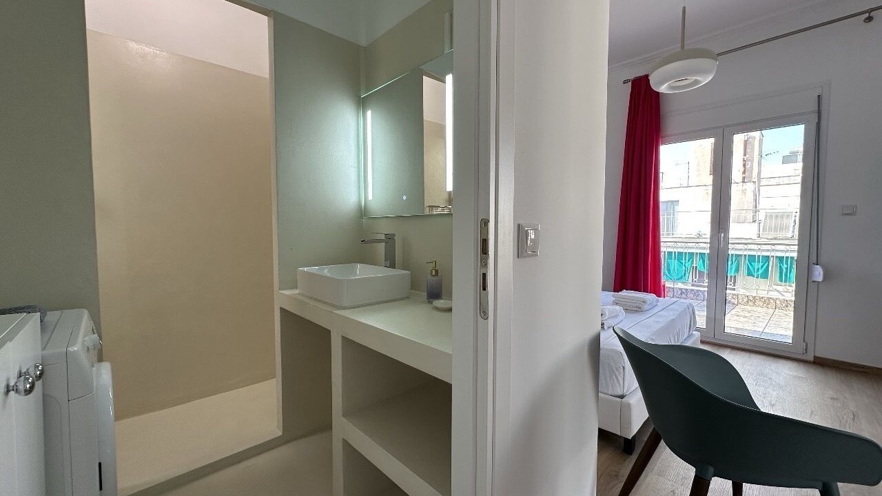 Photo of Bathroom in Kypseli