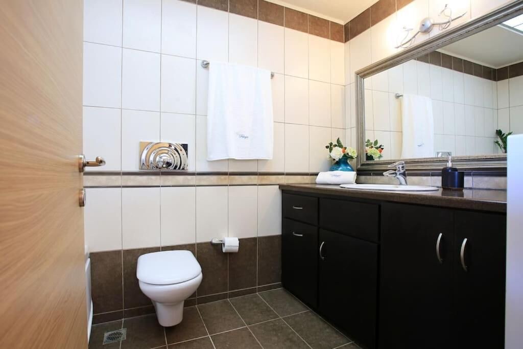 Photo of Bathroom in Kokkini Chani
