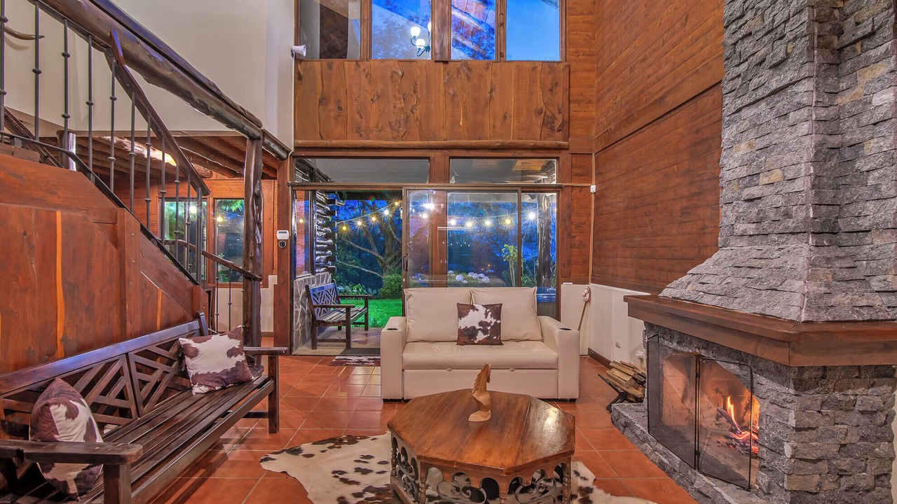 Photo of Livingroom in Roble