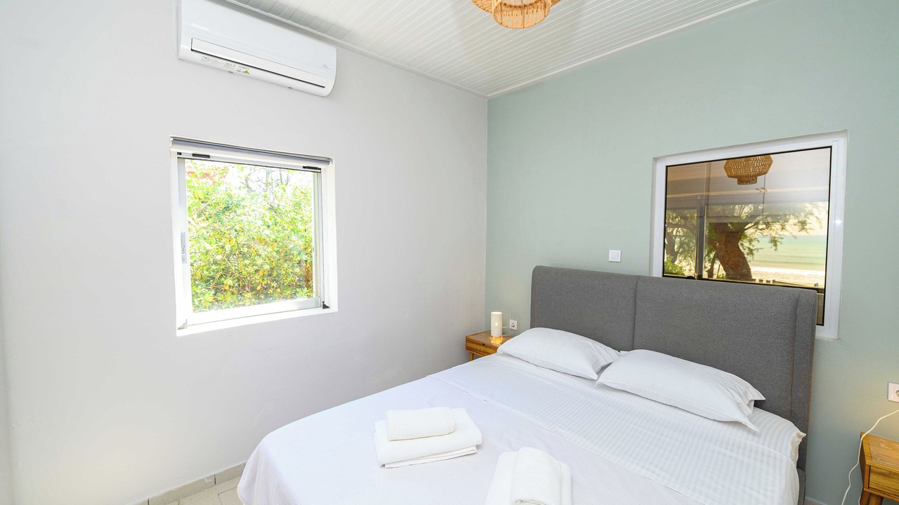 Photo of Bedroom in Katakolo