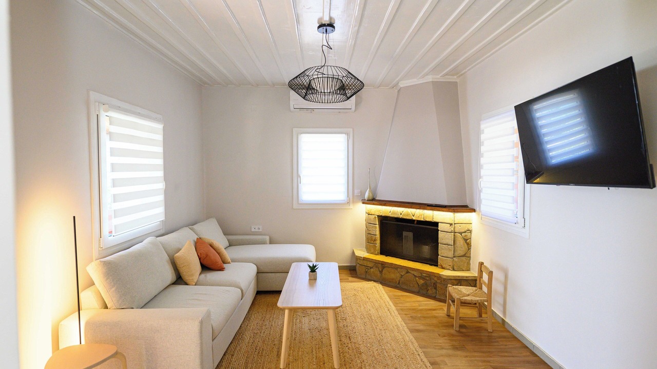Photo of Livingroom in Katakolo