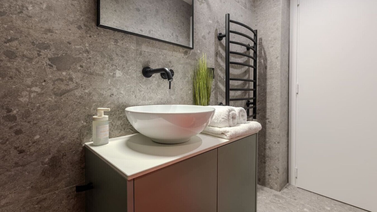 Photo of Bathroom in Vardaris