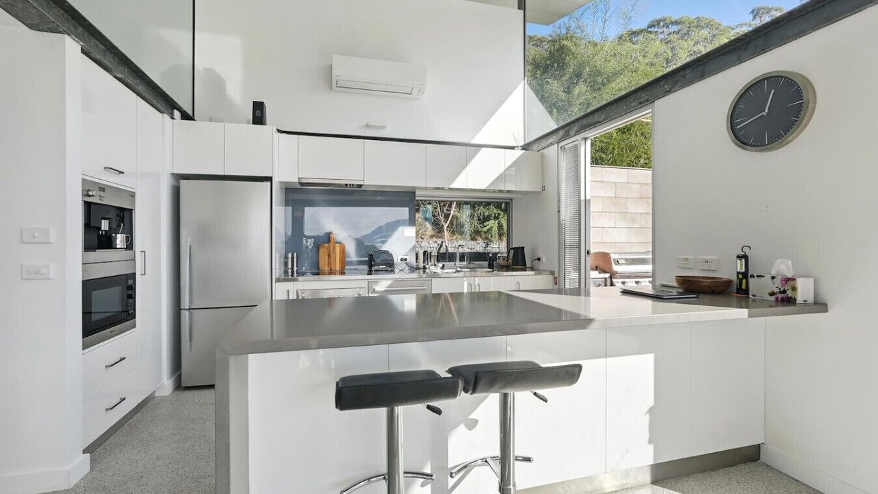 Photo of Kitchen in Eaglehawk Neck