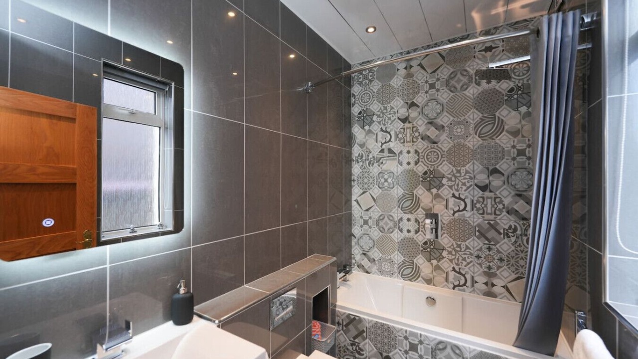 Photo of Bathroom in Ardrossan