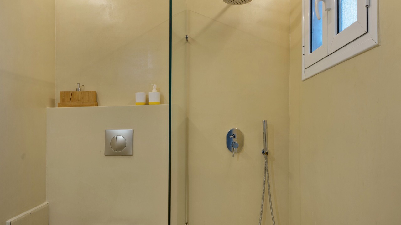 Photo of Bathroom in Spata-Artemida