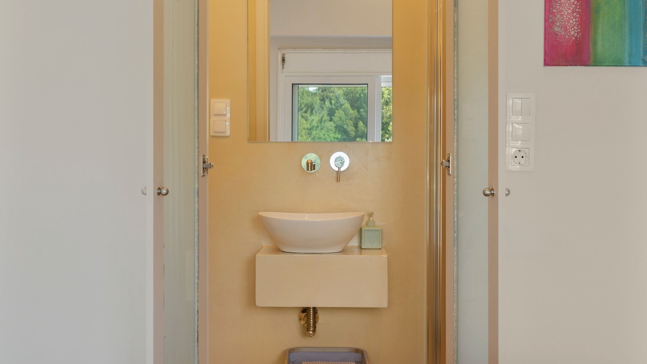 Photo of Bathroom in Spata-Artemida