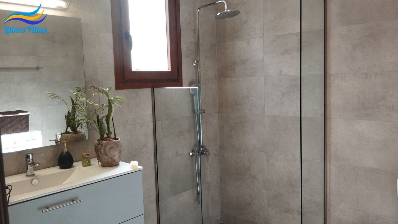 Photo of Bathroom in Fodele
