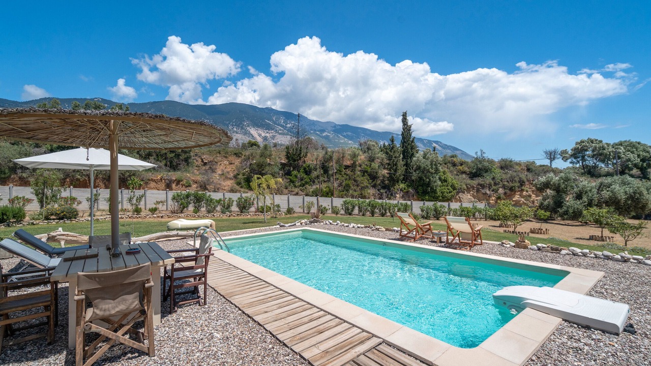 Photo of Outdoor in Karavados