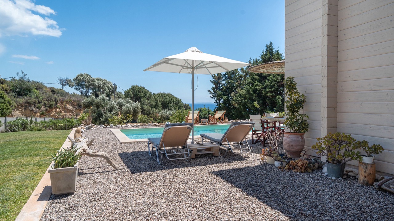 Photo of Outdoor in Karavados
