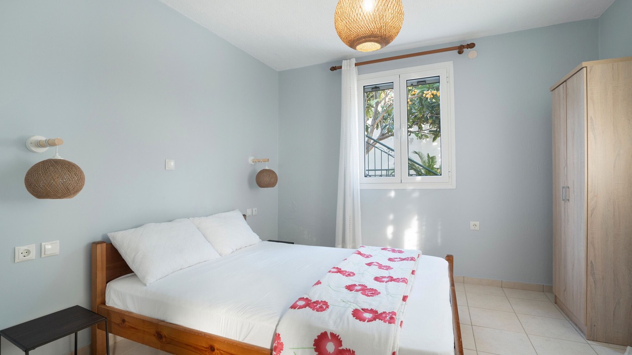 Photo of Bedroom in Poros