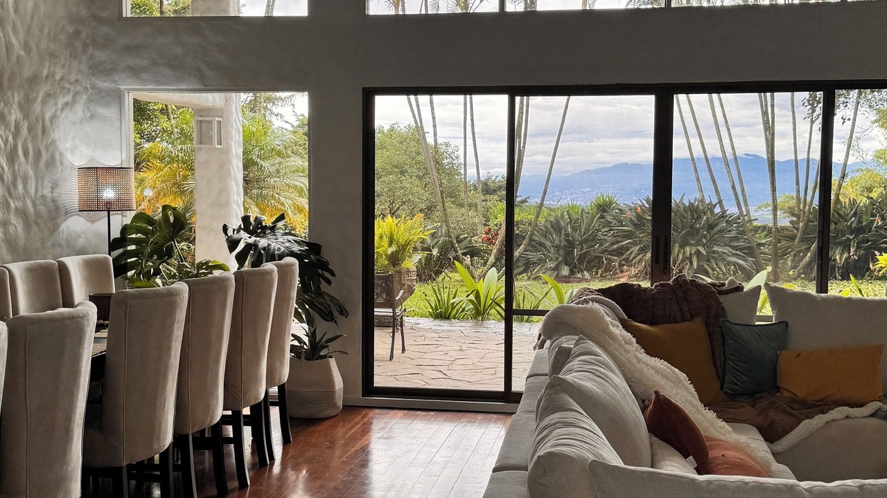 Photo of Livingroom in Sabanilla