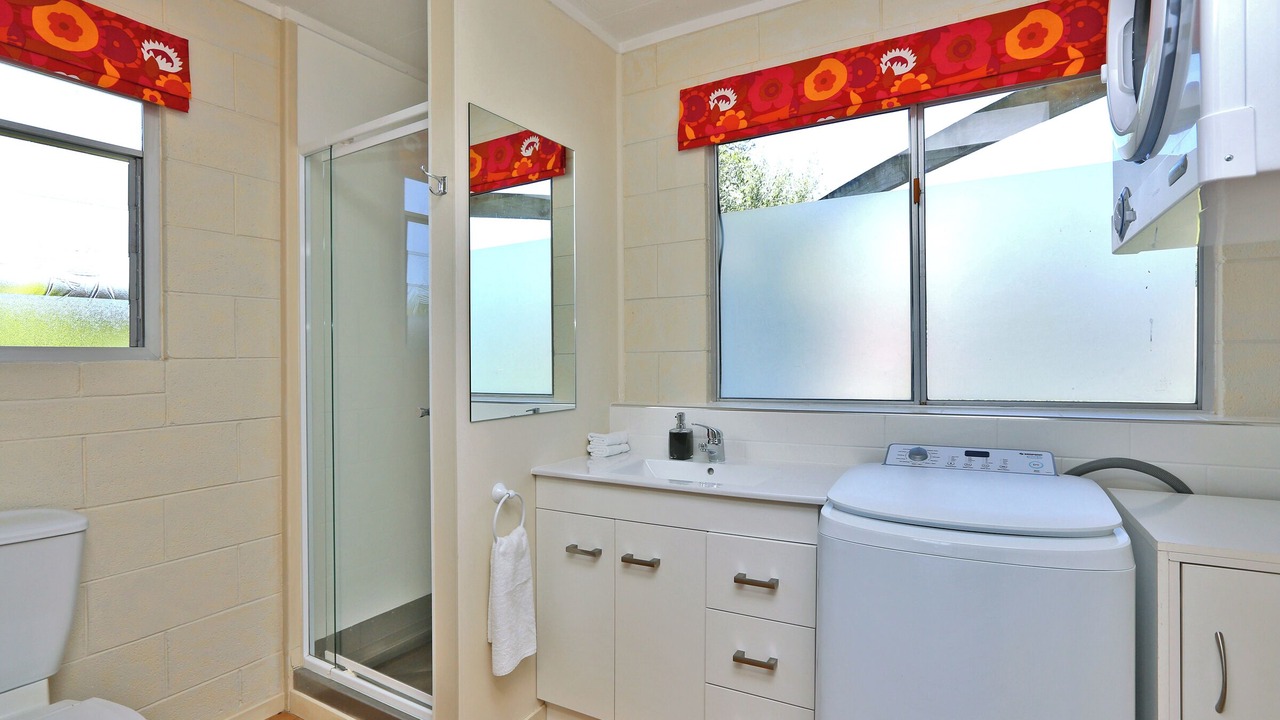 Photo of Bathroom in Haumoana