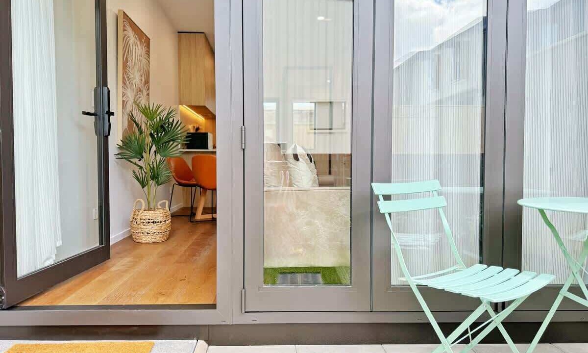 Photo of Others in Grey Lynn