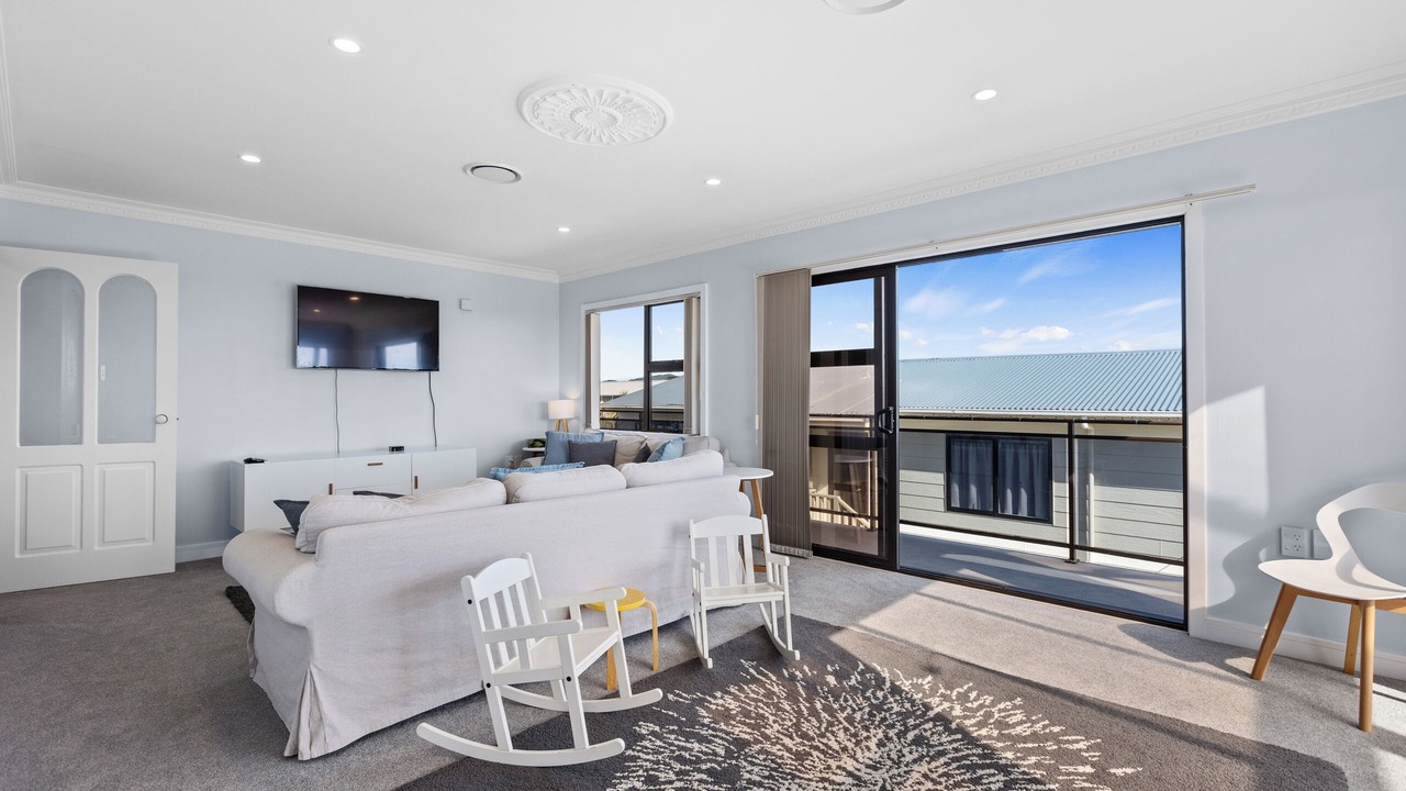 Photo of Livingroom in Papamoa Beach