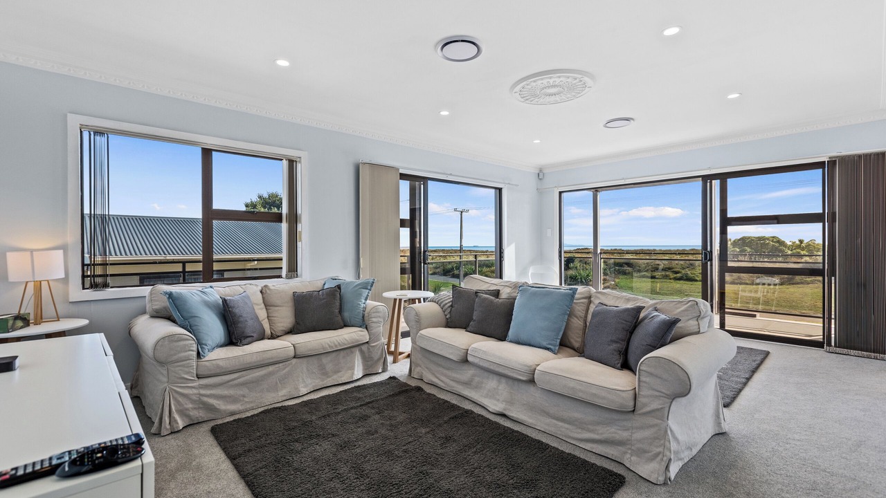 Photo of Livingroom in Papamoa Beach