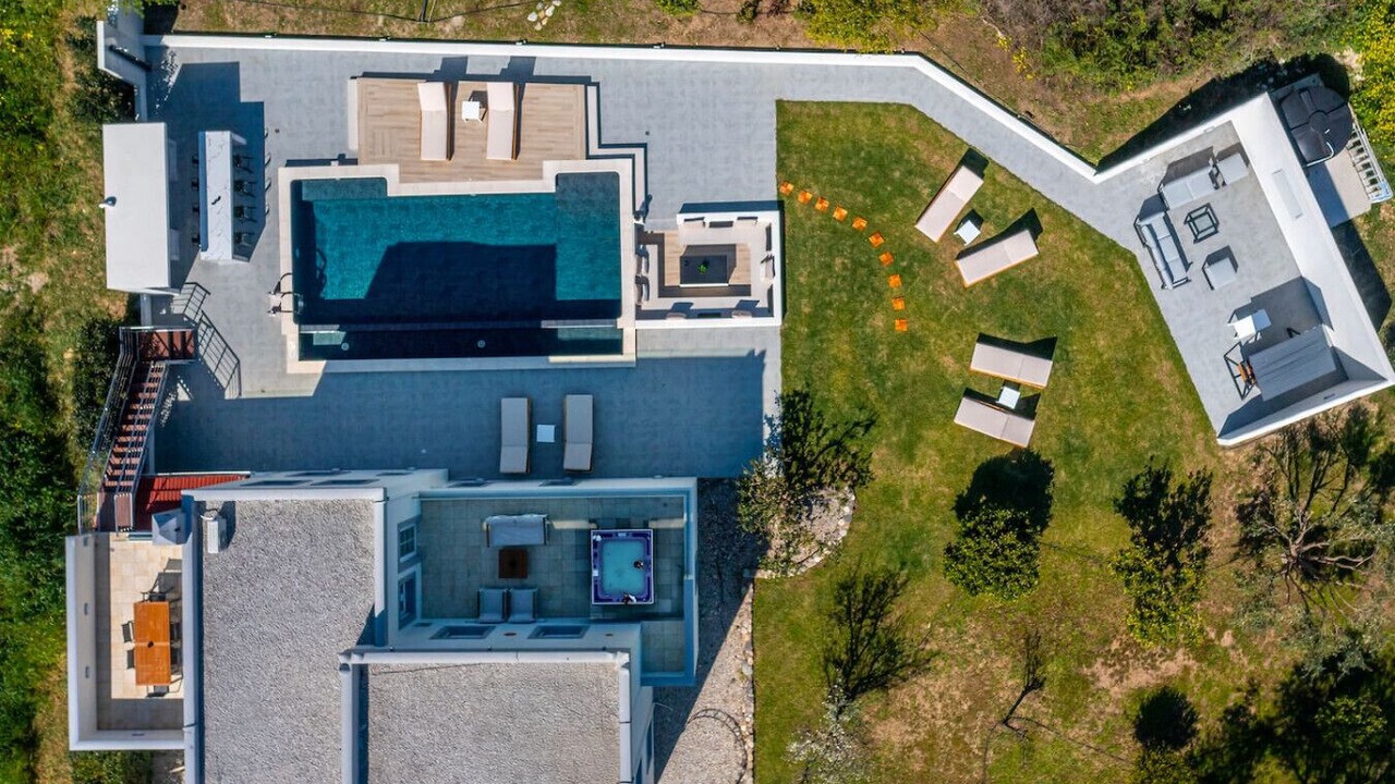 Photo of Outdoor in Zipari