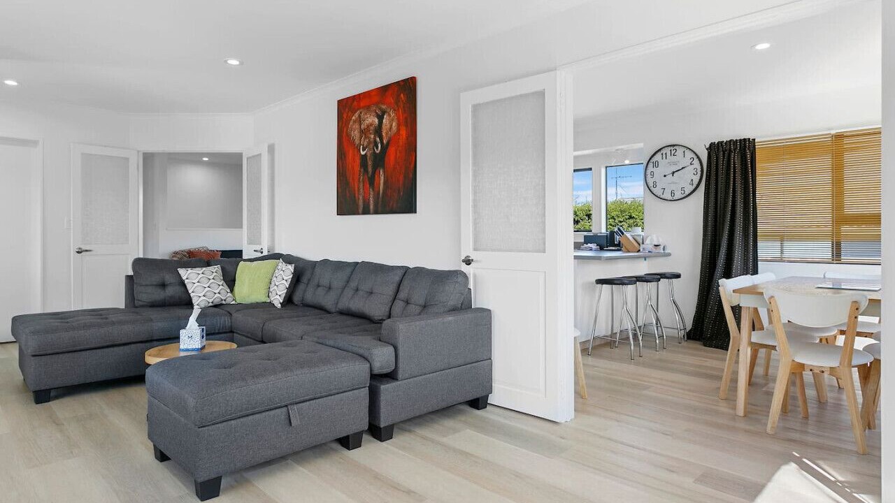 Photo of Livingroom in Nukuhau