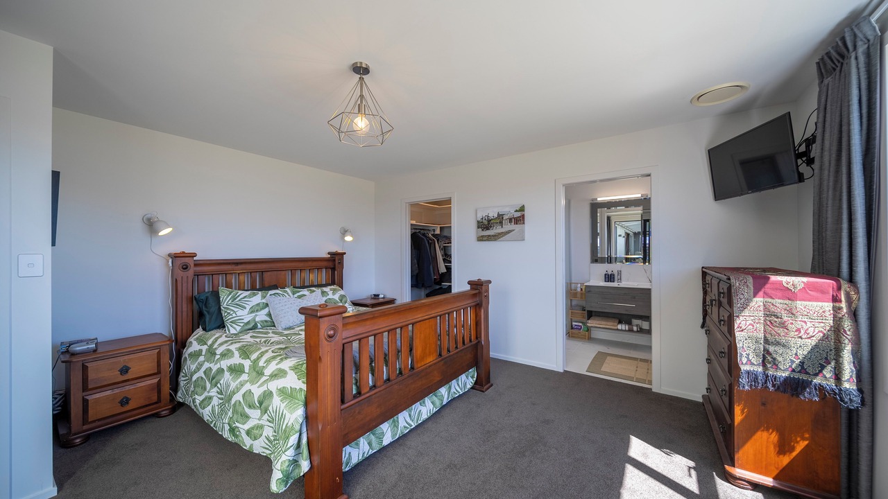 Photo of Bedroom in Te Anau