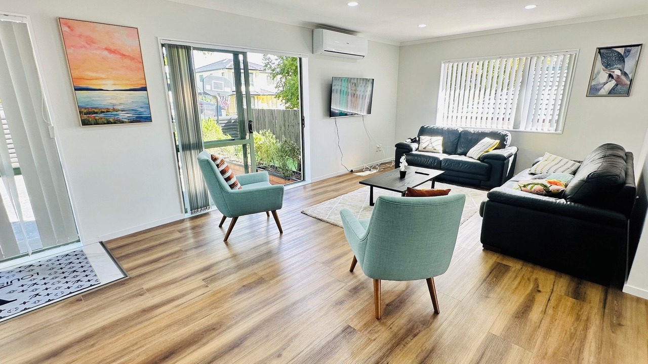 Photo of Livingroom in Goodwood Heights