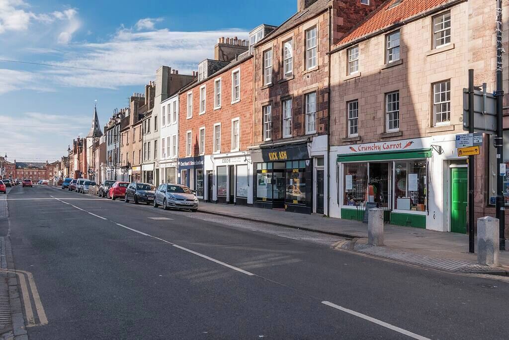 Photo of Others in Dunbar