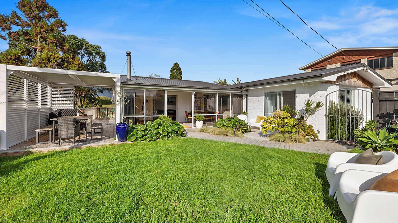 Photo of Outdoor in Oakura