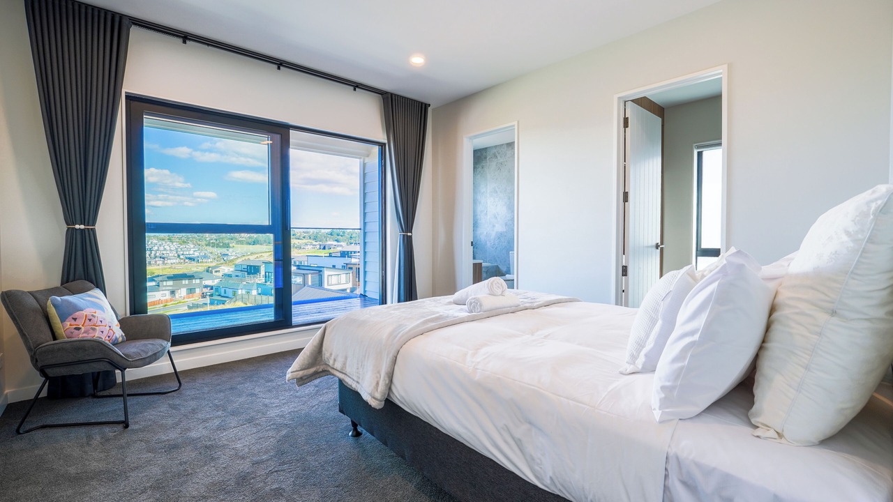 Photo of Bedroom in Okura