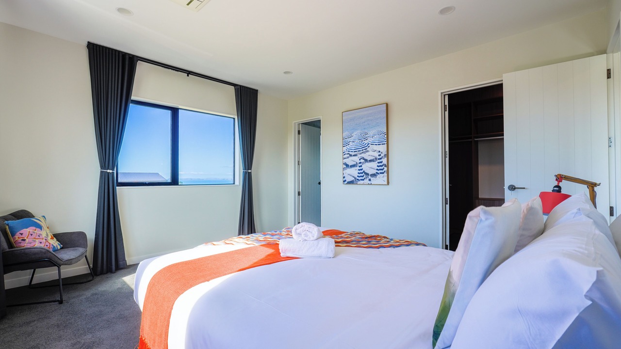 Photo of Bedroom in Okura
