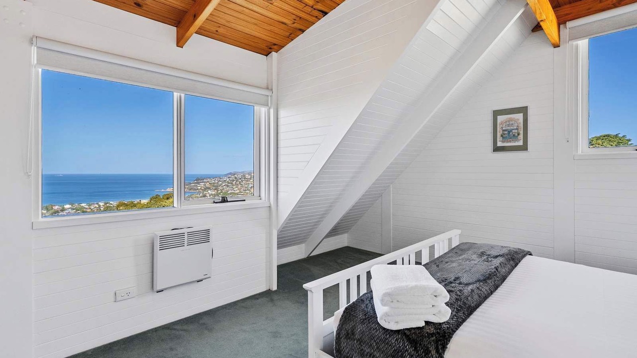 Photo of Bedroom in Blackmans Bay
