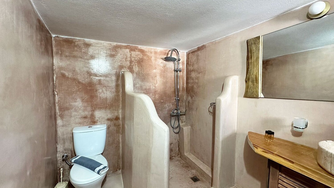 Photo of Bathroom in Kouroutai