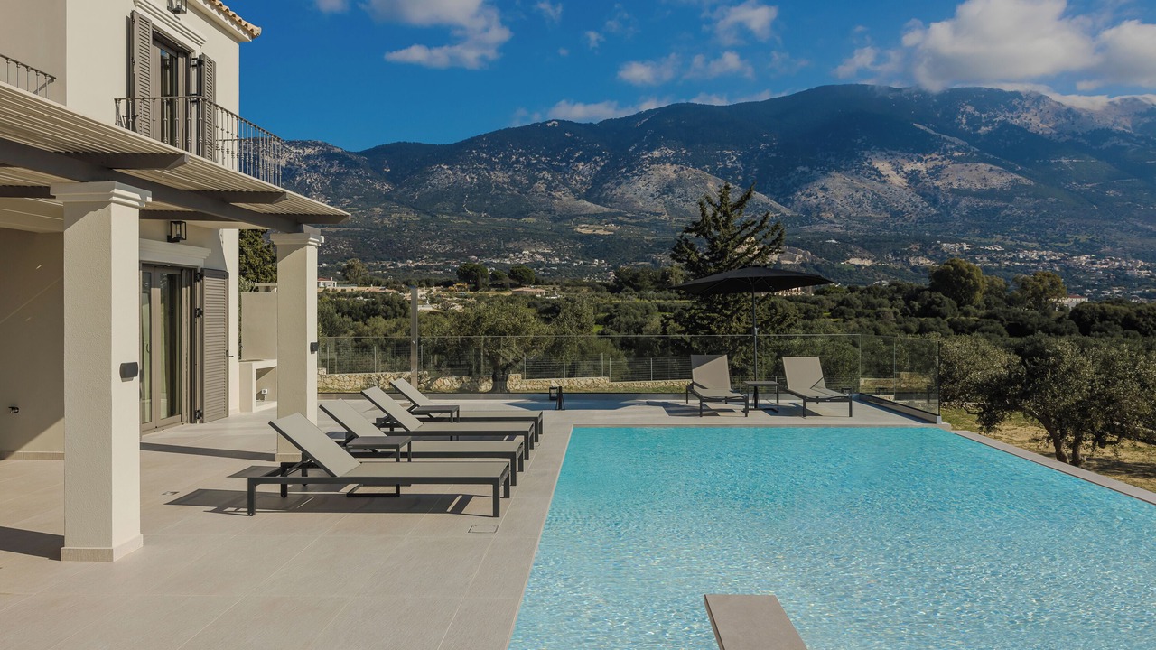 Photo of Outdoor in Karavados